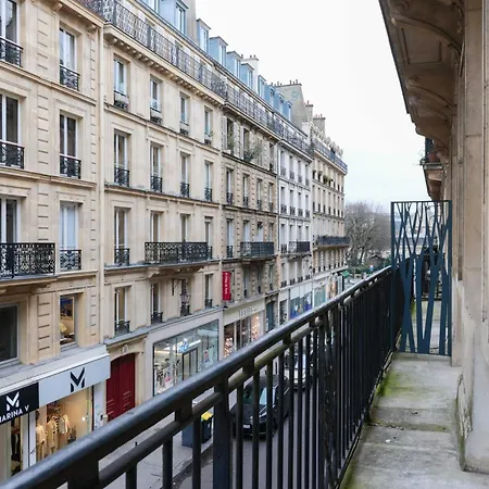 Perfect For Exploring - 2br-6p - Center Of アパート