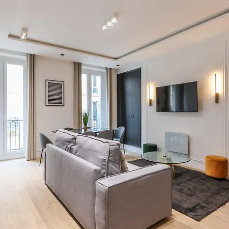 Perfect For Exploring - 2br-6p - Center Of Paris